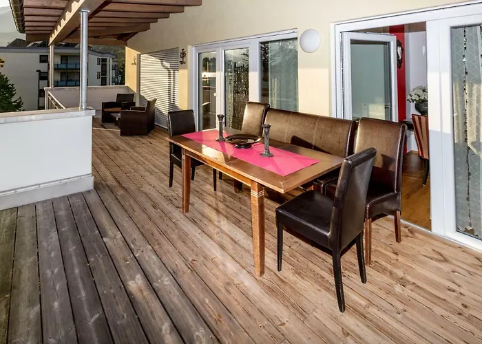 Deluxe Loft Mountain View