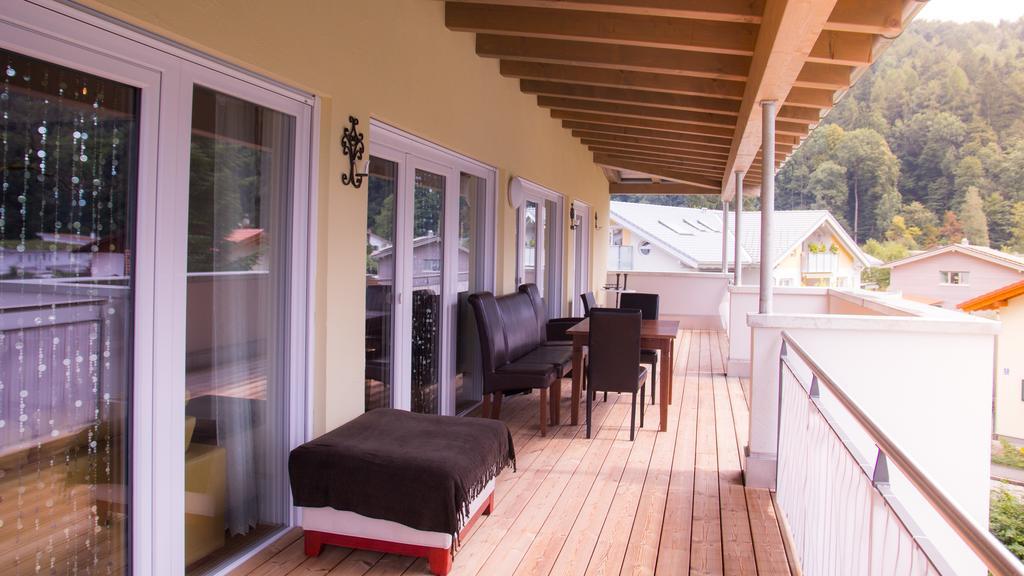 Deluxe Loft Mountain View